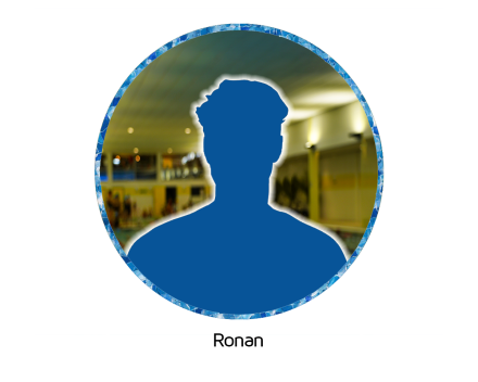 Ronan, monitor Zwemschool van de KVZP Vilvoordse zwemclub Phoenix